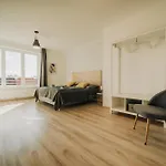 Daire Citybeat Apartments, 400m From The Square Plzeň