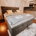 Citybeat Apartments, 400m From The Square * Plzeň