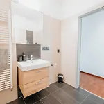 Citybeat Apartments, 400m From The Square Daire *