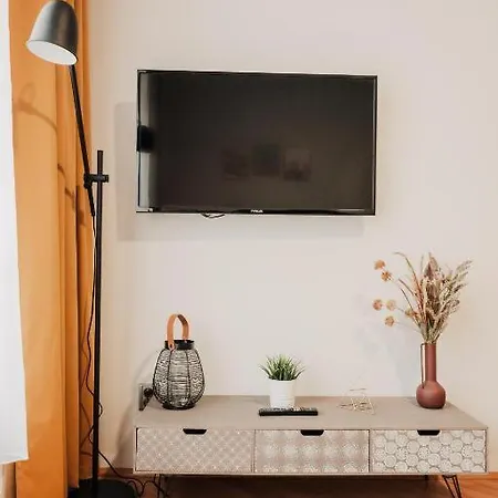 Citybeat Apartments, 400m From The Square