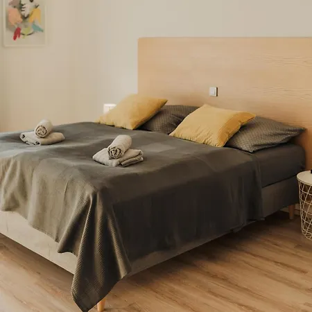 Citybeat Apartments, 400m From The Square * 比尔森