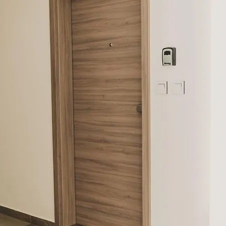 Citybeat Apartments, 400m From The Square Apartman