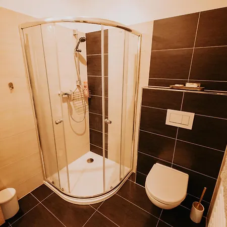 Citybeat Apartments, 400m From The Square Apartman Plzeň