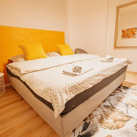 Apartman Citybeat Apartments, 400m From The Square *