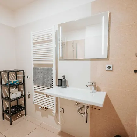 Apartman Citybeat Apartments, 400m From The Square