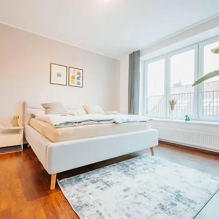 Citybeat Apartments, 400m From The Square Plzen