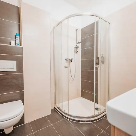 Citybeat Apartments, 400m From The Square Apartman