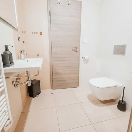 Apartman Citybeat Apartments, 400m From The Square *