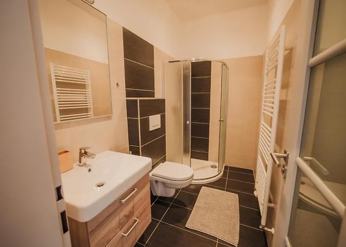 Citybeat Apartments, 400m From The Square