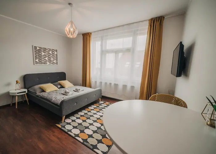 Citybeat Apartments, 400m From The Square アパート プルゼニ