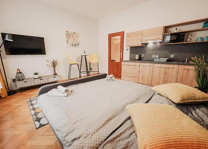 Citybeat Apartments, 400m From The Square *