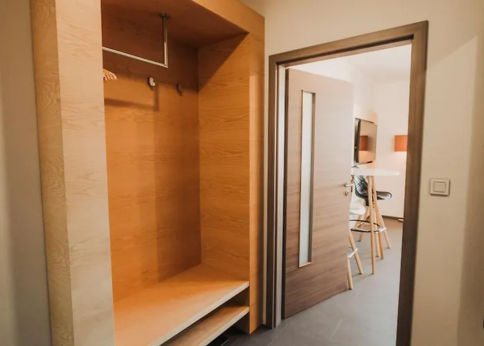 Citybeat Apartments, 400m From The Square 公寓 *