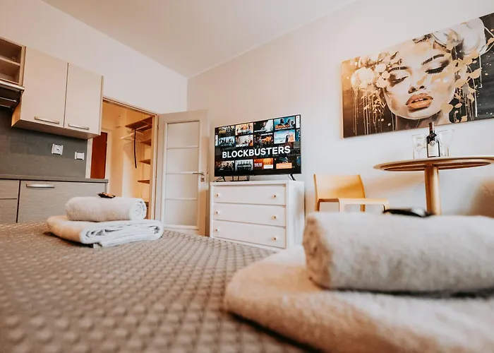 アパート Citybeat Apartments, 400m From The Square