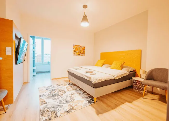 Citybeat Apartments, 400m From The Square