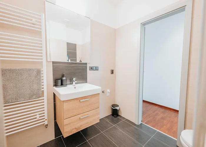 Citybeat Apartments, 400m From The Square Apartmán *