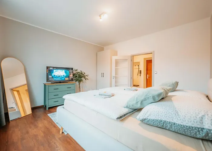 Citybeat Apartments, 400m From The Square