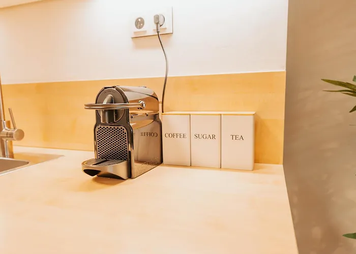 Citybeat Apartments, 400m From The Square